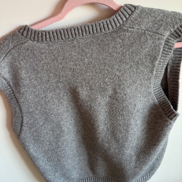 Zara Sweater Vest - Picture 2 of 2